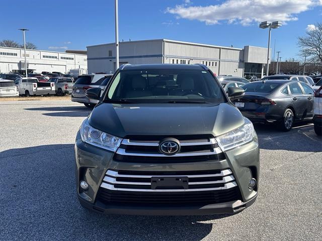 used 2018 Toyota Highlander car, priced at $22,990