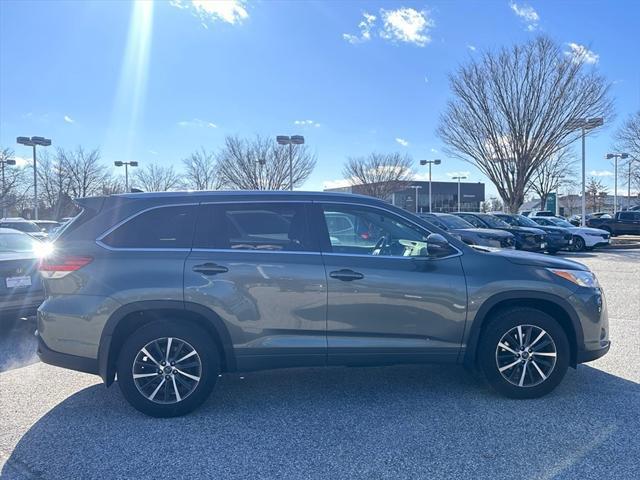 used 2018 Toyota Highlander car, priced at $22,990