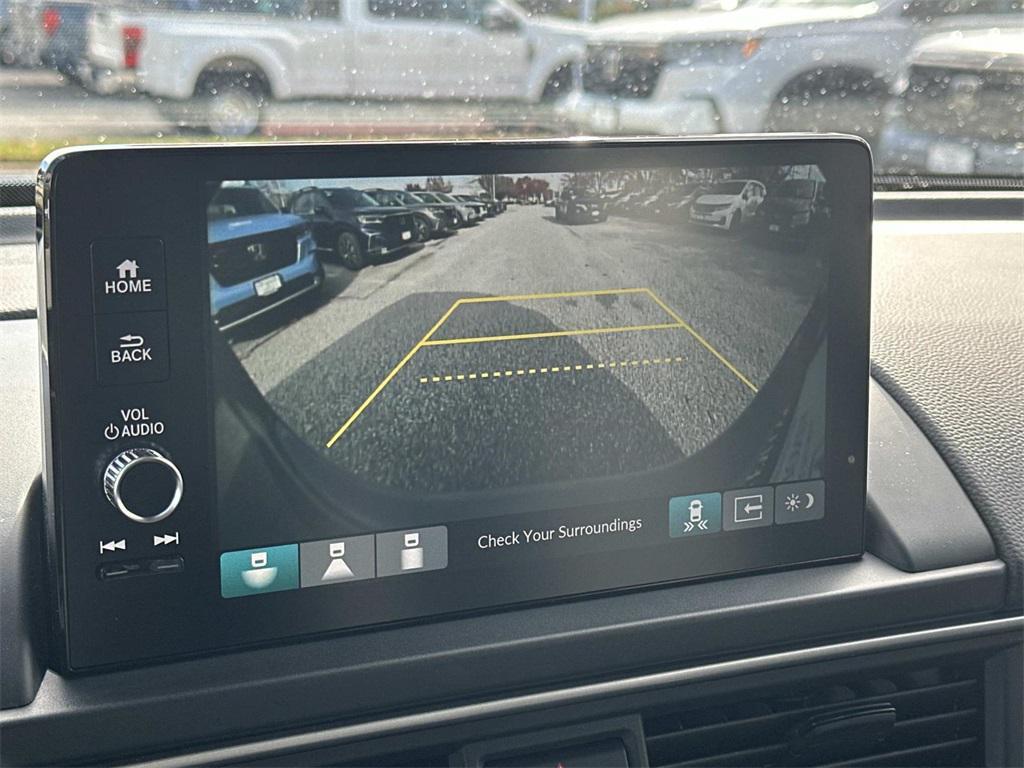 new 2025 Honda Pilot car, priced at $52,280