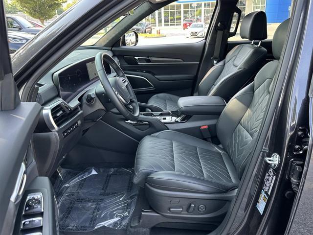 used 2025 Kia Telluride car, priced at $48,000