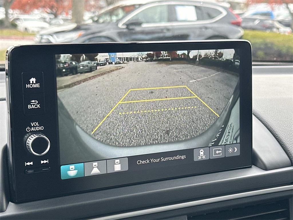 used 2025 Honda Pilot car, priced at $42,788