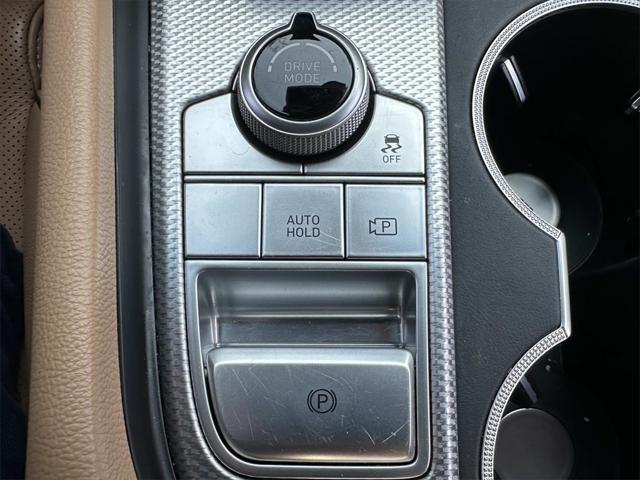 used 2022 Genesis G70 car, priced at $31,000