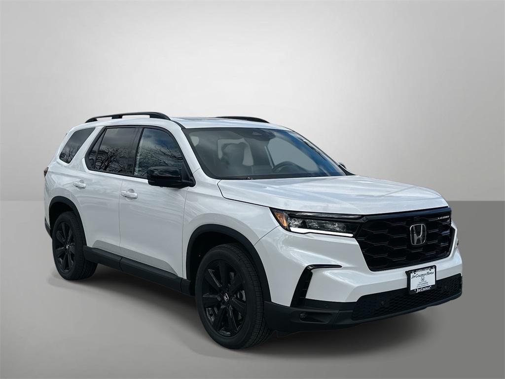 new 2025 Honda Pilot car, priced at $56,530
