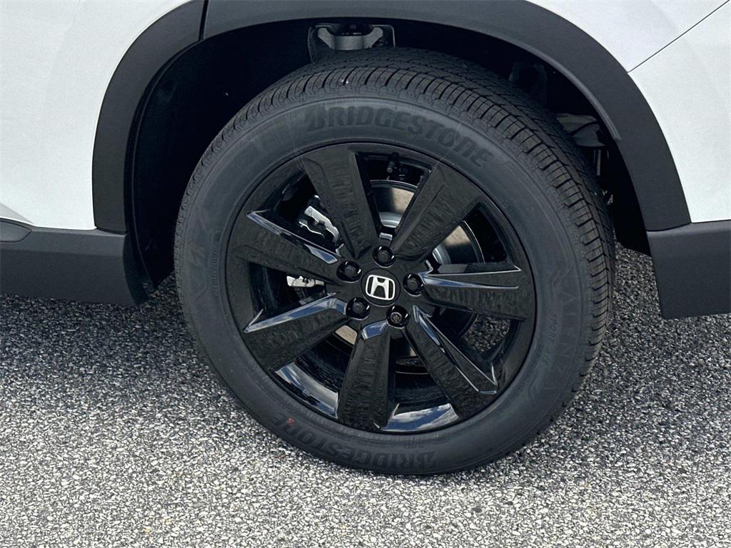 new 2025 Honda Pilot car, priced at $56,530