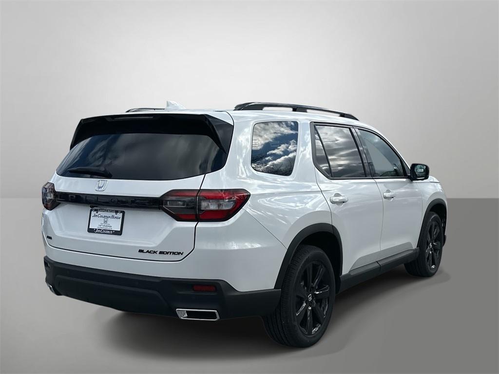 new 2025 Honda Pilot car, priced at $56,530