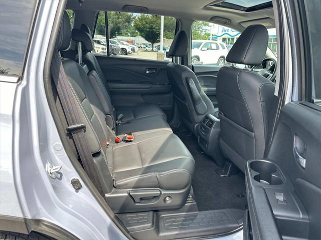 used 2022 Honda Pilot car, priced at $29,800