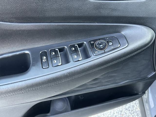 used 2022 Hyundai Santa Fe car, priced at $18,000