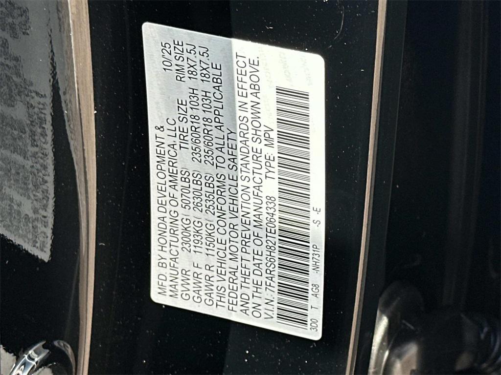 new 2026 Honda CR-V Hybrid car, priced at $41,675