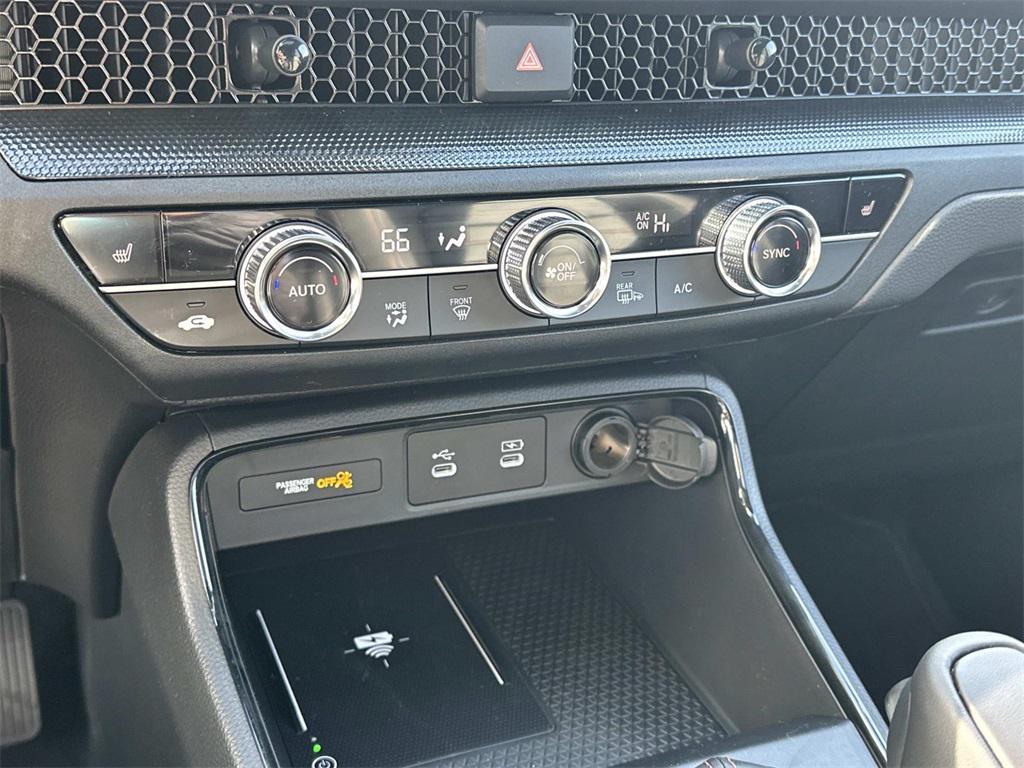 new 2026 Honda CR-V Hybrid car, priced at $41,675