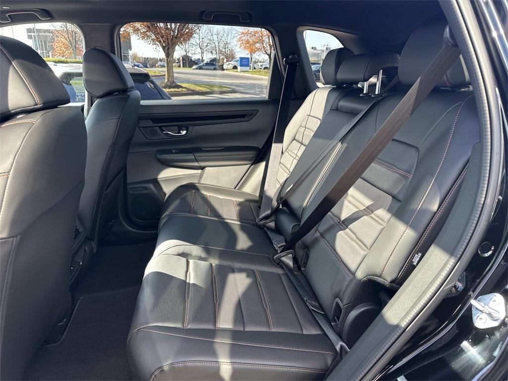 new 2026 Honda CR-V Hybrid car, priced at $41,675