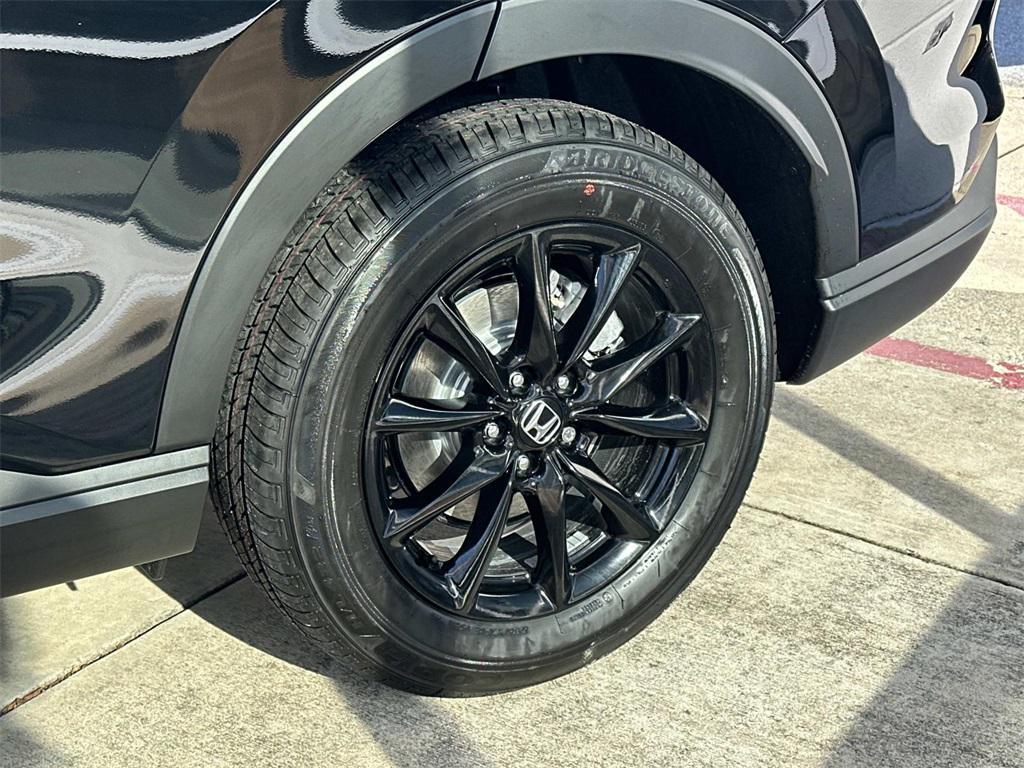 new 2026 Honda CR-V Hybrid car, priced at $41,675