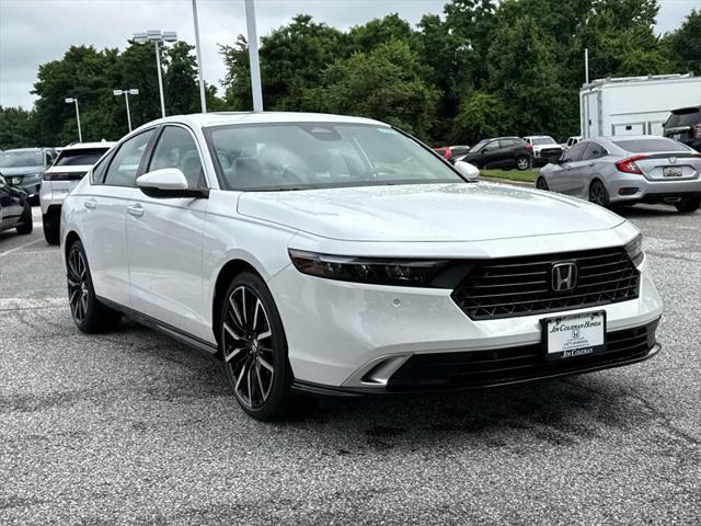 new 2025 Honda Accord Hybrid car, priced at $40,905
