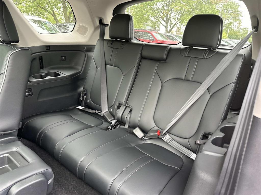 new 2025 Honda Pilot car, priced at $55,030