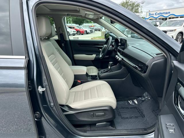 used 2024 Honda CR-V car, priced at $33,000