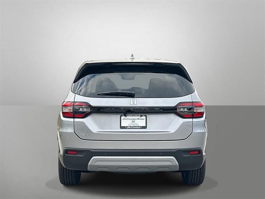 new 2025 Honda Pilot car, priced at $47,095