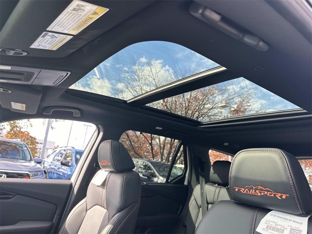 new 2025 Honda Pilot car, priced at $51,830