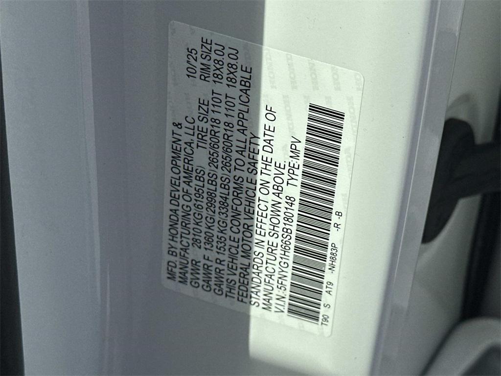 new 2025 Honda Pilot car, priced at $51,830