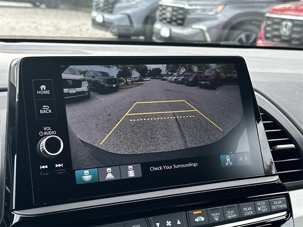 new 2026 Honda Odyssey car, priced at $45,390