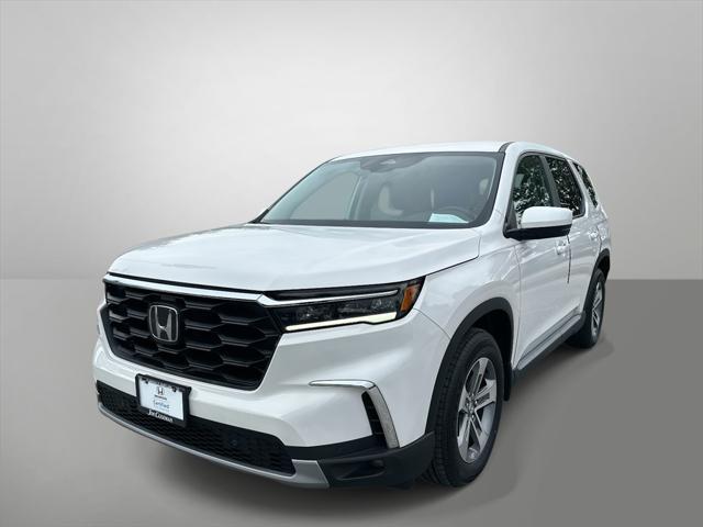 used 2023 Honda Pilot car, priced at $37,750