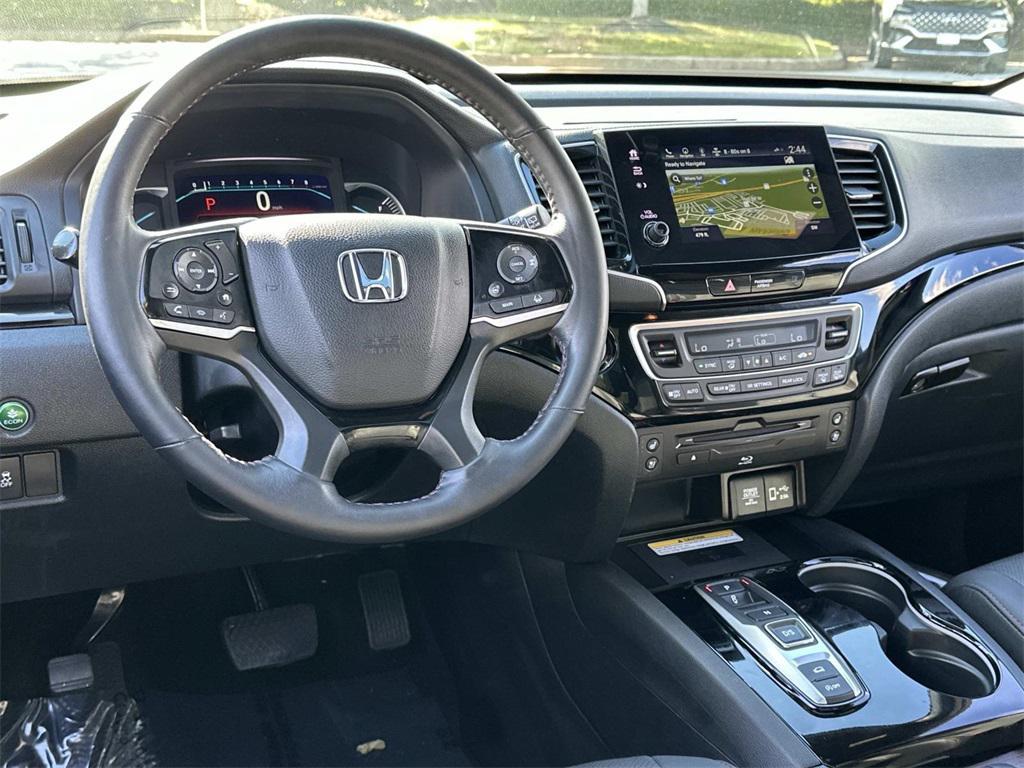 used 2022 Honda Pilot car, priced at $35,000