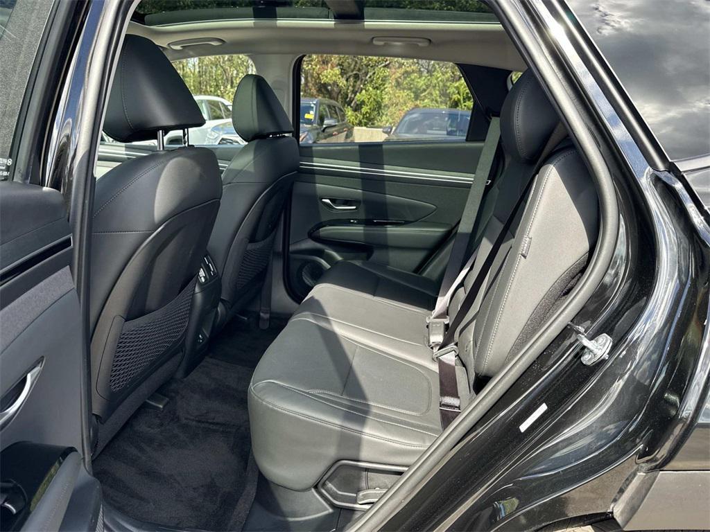 used 2024 Hyundai TUCSON Hybrid car, priced at $27,000