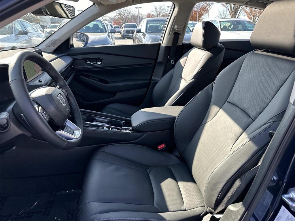 new 2025 Honda Accord Hybrid car, priced at $40,495