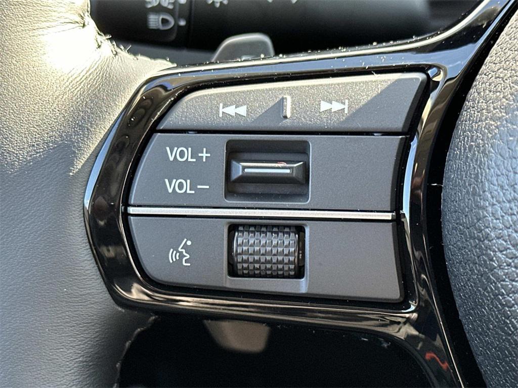 new 2025 Honda Accord Hybrid car, priced at $40,495