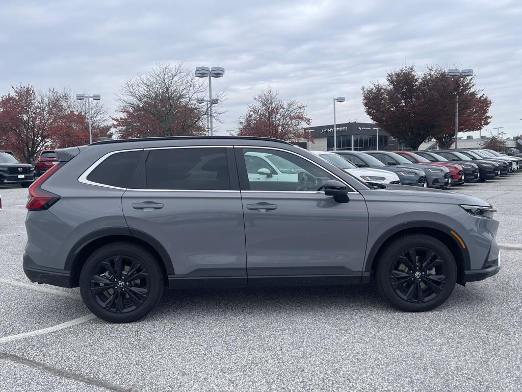 used 2025 Honda CR-V Hybrid car, priced at $38,000