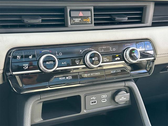 new 2025 Honda Pilot car, priced at $54,530