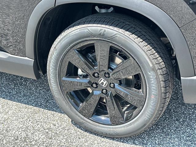 new 2025 Honda Pilot car, priced at $56,030