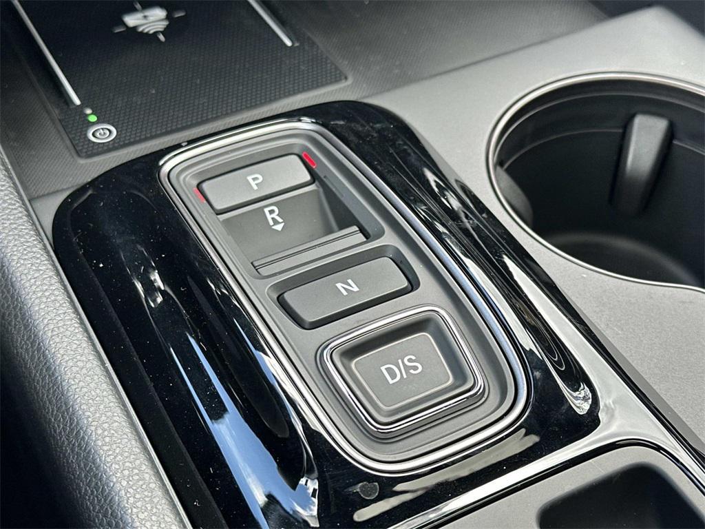 new 2025 Honda Pilot car, priced at $50,895