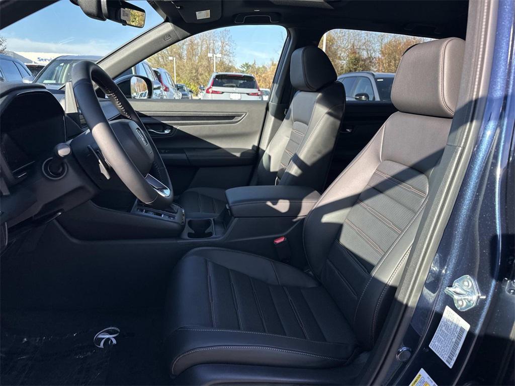new 2026 Honda CR-V Hybrid car, priced at $41,675