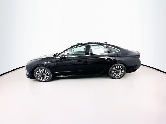 new 2026 Hyundai Sonata Hybrid car, priced at $38,333