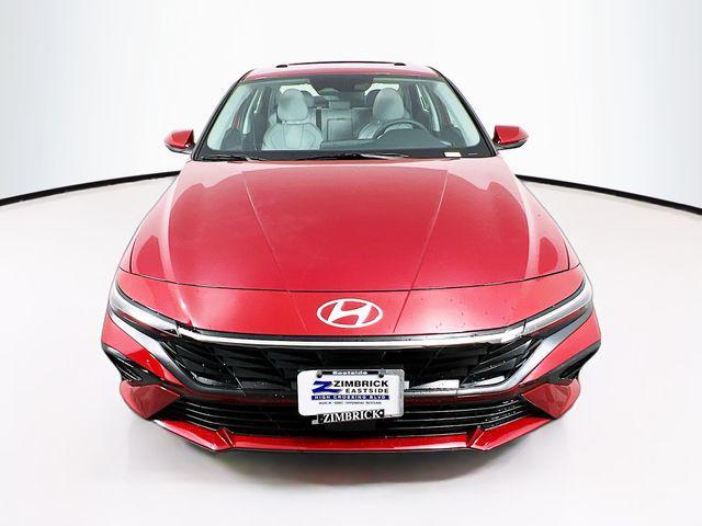 new 2025 Hyundai Elantra car, priced at $27,203