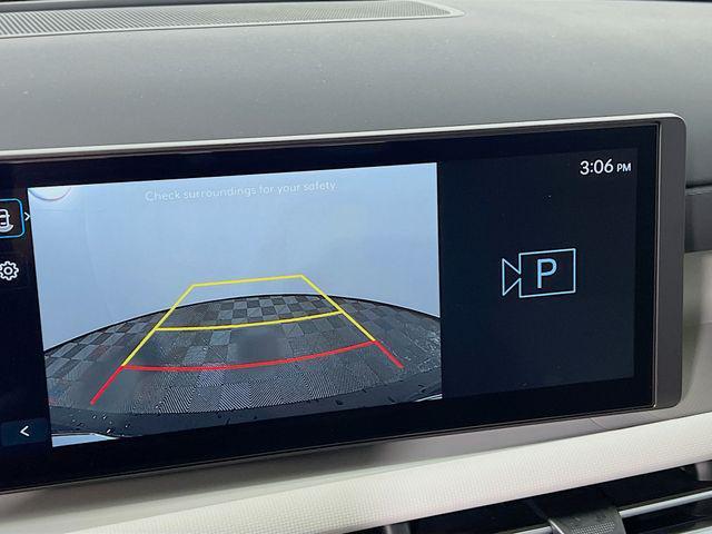 new 2026 Hyundai TUCSON Hybrid car, priced at $32,199