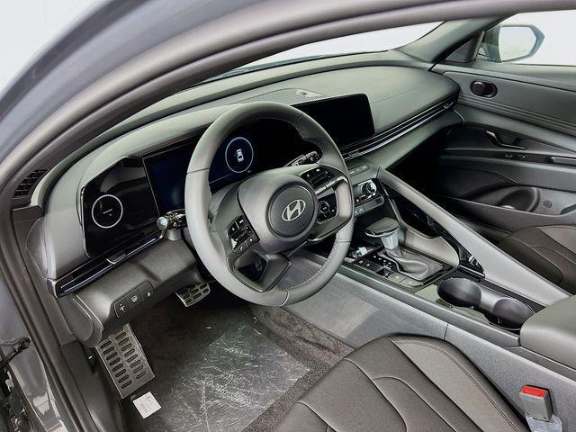 new 2025 Hyundai ELANTRA HEV car, priced at $26,061