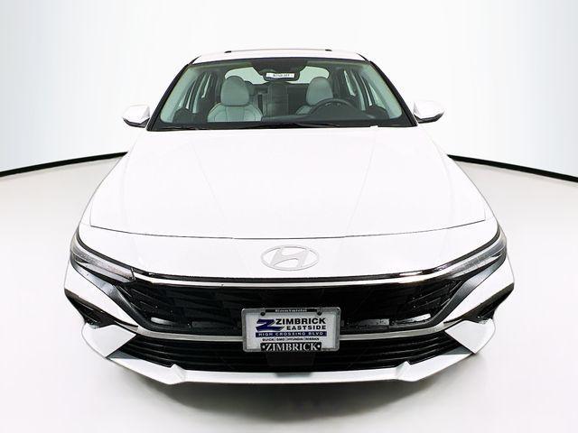 new 2025 Hyundai Elantra car, priced at $30,206