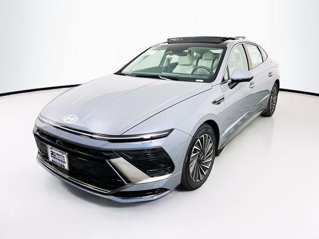new 2025 Hyundai Sonata Hybrid car, priced at $36,942