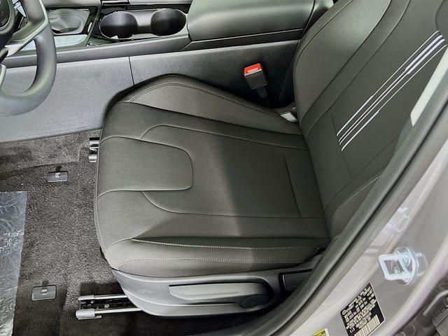 new 2025 Hyundai ELANTRA HEV car, priced at $24,381