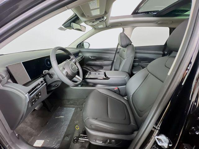 new 2025 Hyundai TUCSON Hybrid car, priced at $34,813