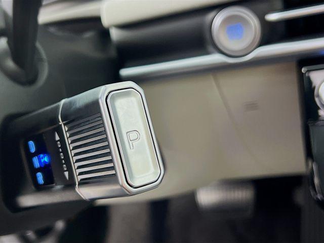 new 2025 Hyundai TUCSON Hybrid car, priced at $40,356