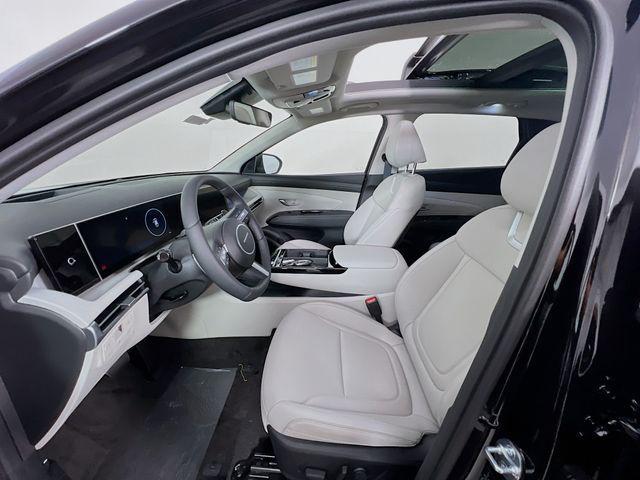 new 2025 Hyundai TUCSON Hybrid car, priced at $40,356