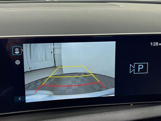 new 2025 Hyundai TUCSON Hybrid car, priced at $34,563