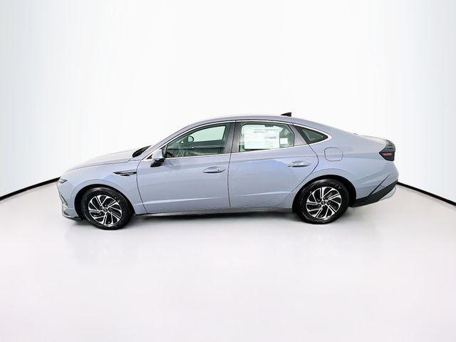 new 2026 Hyundai Sonata Hybrid car, priced at $29,541