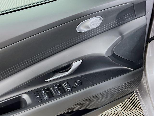 new 2025 Hyundai ELANTRA HEV car, priced at $24,221