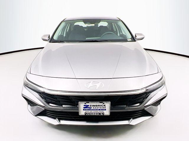 new 2025 Hyundai ELANTRA HEV car, priced at $24,221