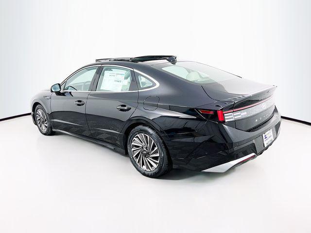 new 2026 Hyundai Sonata Hybrid car, priced at $38,333