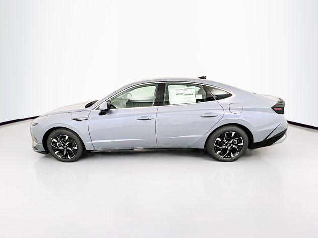 new 2025 Hyundai Sonata car, priced at $28,874