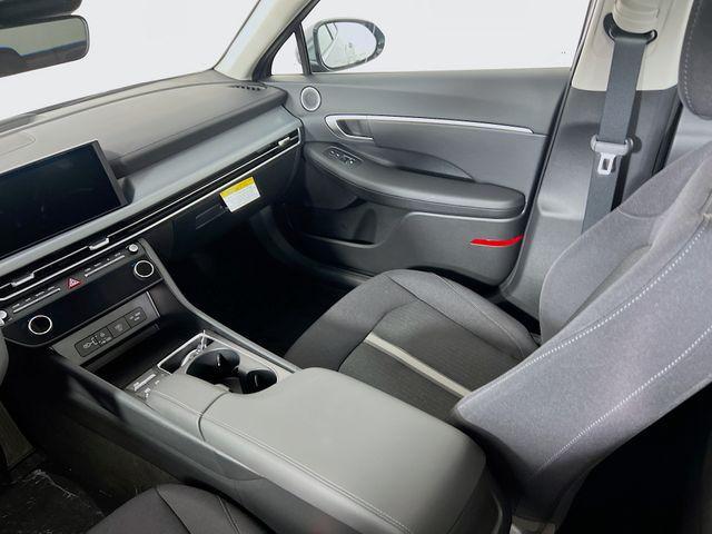new 2025 Hyundai Sonata car, priced at $28,874