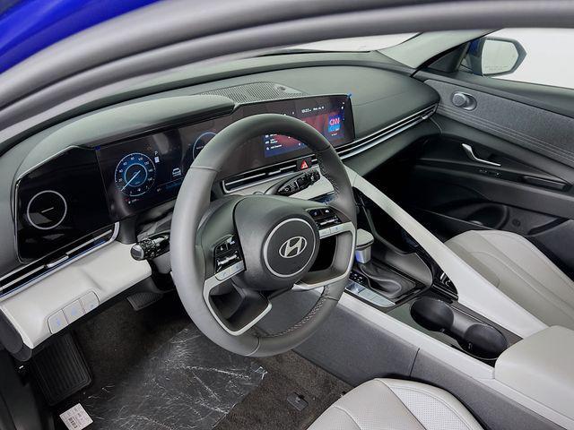 new 2025 Hyundai Elantra car, priced at $28,638